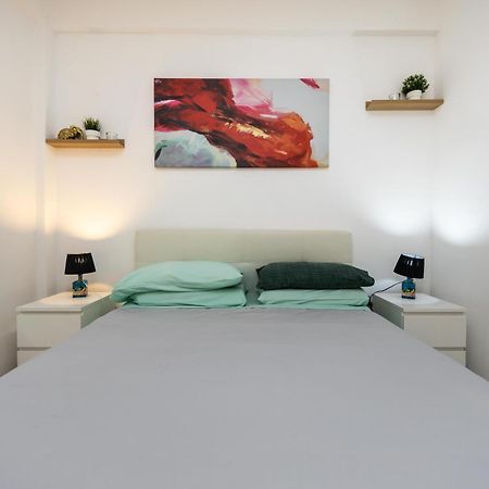 Lotus - Appartamento Sul Mare A Ostia Con Giardino Relax 外观 照片