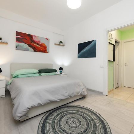 Lotus - Appartamento Sul Mare A Ostia Con Giardino Relax 外观 照片